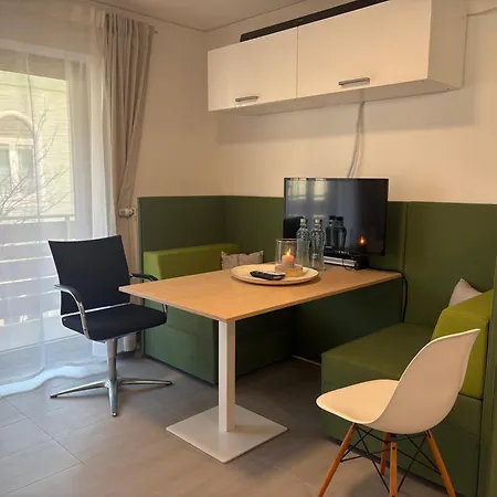 Raum 7 * Bad Schwalbach